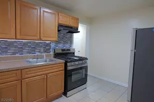 84 Scheerer Ave, Newark, NJ 07112 - Photo 5