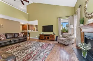 9 Hawk Dr, Raritan Township, NJ 08551 - Photo 15