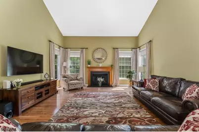 9 Hawk Dr, Raritan Township, NJ 08551 - Photo 13