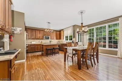 9 Hawk Dr, Raritan Township, NJ 08551 - Photo 9