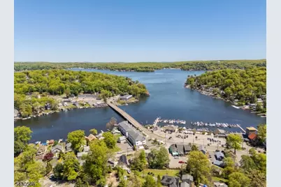 8 Oneida Ave, Hopatcong, NJ 07843 - Photo 1