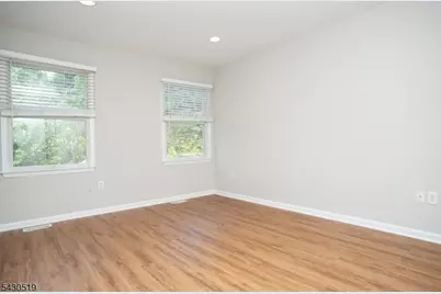 643 Old Dover Rd, Parsippany, NJ 07950 - Photo 11