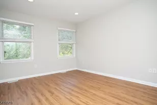 643 Old Dover Rd, Parsippany, NJ 07950 - Photo 11