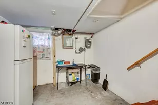 31 Romney Rd, Bound Brook, NJ 08805 - Photo 23