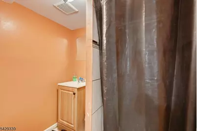 31 Romney Rd, Bound Brook, NJ 08805 - Photo 27