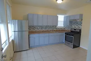 84 Scheerer Ave, Newark, NJ 07112 - Photo 5