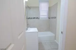84 Scheerer Ave, Newark, NJ 07112 - Photo 9