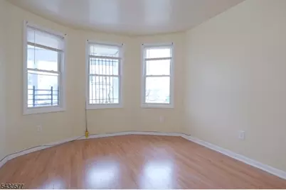 84 Scheerer Ave, Newark, NJ 07112 - Photo 3