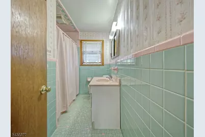 55 New Amwell Rd, Hillsborough Township, NJ 08844 - Photo 17