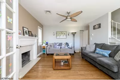 49 Colonial Dr, Clark Township, NJ 07066 - Photo 3