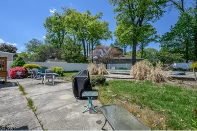 49 Colonial Dr, Clark Township, NJ 07066 - Photo 27