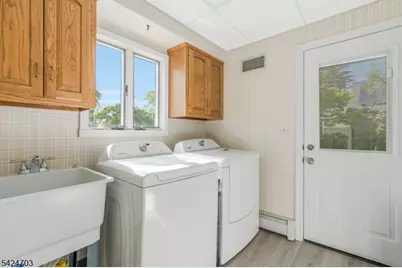 9 Liberty Rd, Bernardsville, NJ 07924 - Photo 17