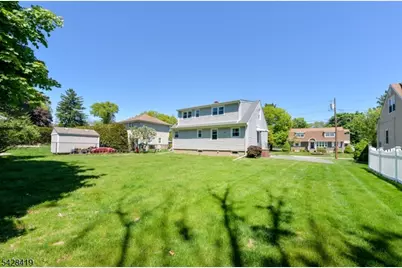 113 Stanley Ct, North Haledon, NJ 07508 - Photo 3