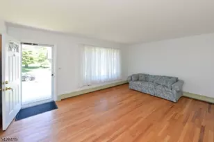 113 Stanley Ct, North Haledon, NJ 07508 - Photo 7