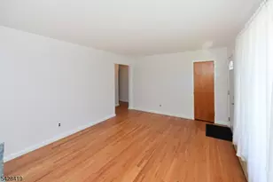 113 Stanley Ct, North Haledon, NJ 07508 - Photo 9