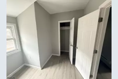 231 Amherst St, East Orange, NJ 07018 - Photo 9