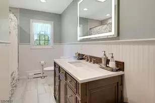 11 Lawrence Rd, Randolph Township, NJ 07869 - Photo 9