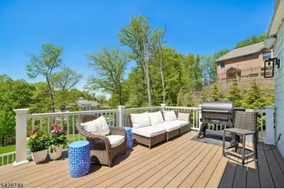 132 Hartshorn Dr, Millburn, NJ 07078 - Photo 13