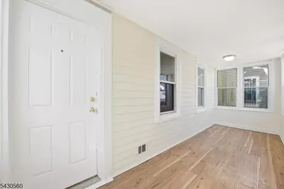 91 Willoughby St, Newark, NJ 07112 - Photo 9
