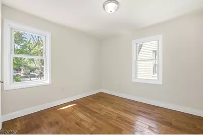 91 Willoughby St, Newark, NJ 07112 - Photo 17