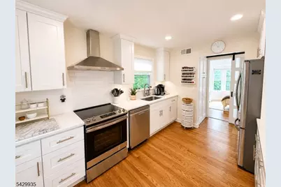 165 Russell Rd, Fanwood, NJ 07023 - Photo 5
