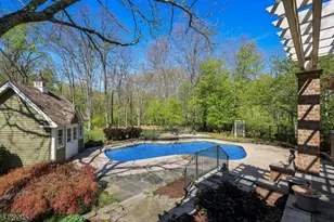 72 Mine Brk Rd, Bernards Township, NJ 07931 - Photo 27