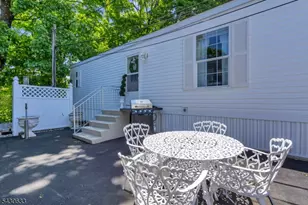 9 White Birch Park, Hampton Boro, NJ 08827 - Photo 3