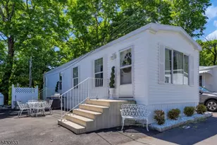 9 White Birch Park, Hampton Boro, NJ 08827 - Photo 1