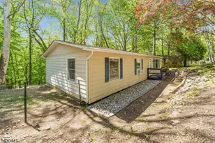 11 Overlook Dr, High Bridge, NJ 08829 - Photo 17