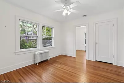 190 Fernwood Ave, Montclair, NJ 07043 - Photo 13