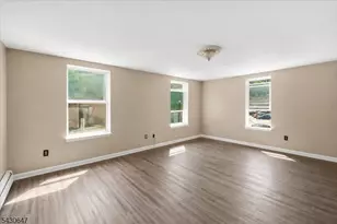 89 Main St, Sussex, NJ 07461 - Photo 1