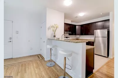 92 Willow St, Bloomfield, NJ 07003 - Photo 3