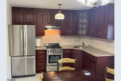 92 94 Pacific St, Newark, NJ 07105 - Photo 3