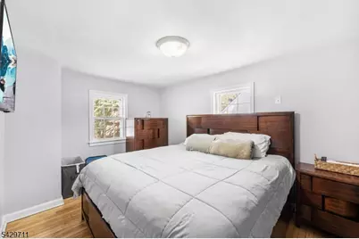 938 Liberty Ave, Union Township, NJ 07083 - Photo 13