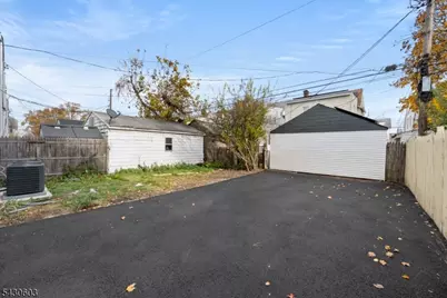 218 Ampere Pkwy #1, Bloomfield, NJ 07003 - Photo 17