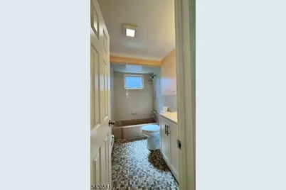 424 Dewitt St #1, Linden, NJ 07036 - Photo 11