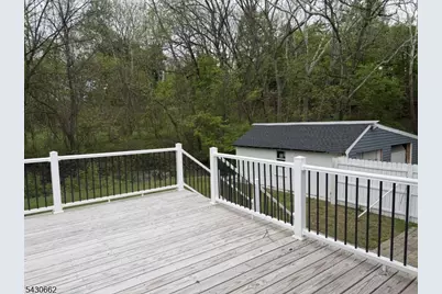 310 6th St, Belvidere, NJ 07823 - Photo 3