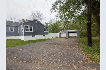 310 6th St, Belvidere, NJ 07823 - Photo 5