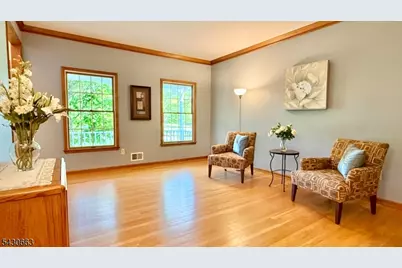 26 Poling Farm Ct, Montgomery Township, NJ 08502 - Photo 9