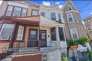 132 Chester Ave, Newark, NJ 07104 - Photo 3