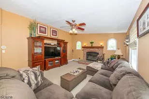 23 Frederick Pl, Hanover Township, NJ 07927 - Photo 15