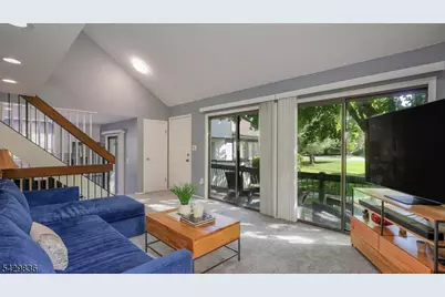 230 Arrowood Way Ondo, Bernards Township, NJ 07920 - Photo 5
