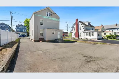 223 Montgomery St, Bloomfield, NJ 07003 - Photo 3