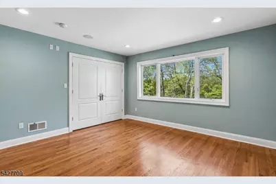 567 Mountain Ave, Springfield, NJ 07081 - Photo 21