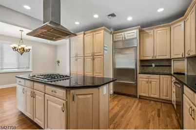 567 Mountain Ave, Springfield, NJ 07081 - Photo 11