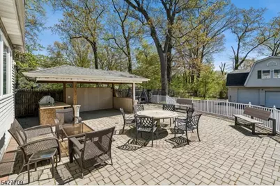 567 Mountain Ave, Springfield, NJ 07081 - Photo 29