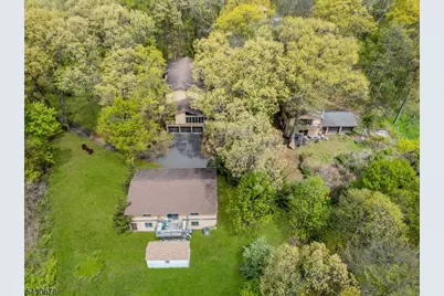 14 Beaver Brook Dr, Washington Township, NJ 07853 - Photo 3