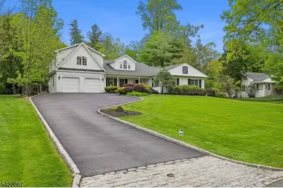 45 Joanna Way, Millburn Twp., NJ 07078 - Photo 3