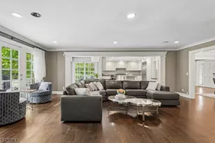 45 Joanna Way, Millburn Twp., NJ 07078 - Photo 13