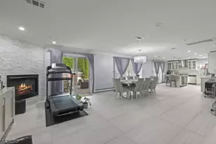 279 Nathan Ct, Aberdeen Township, NJ 07721 - Photo 5